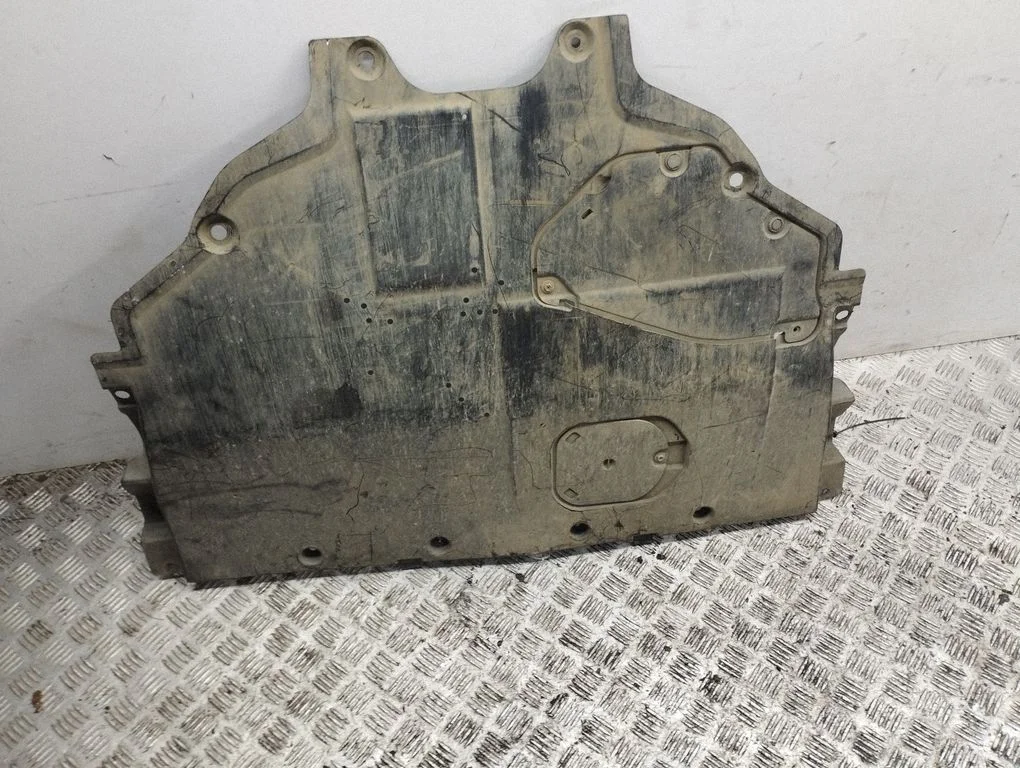 Engine splash shield/under tray