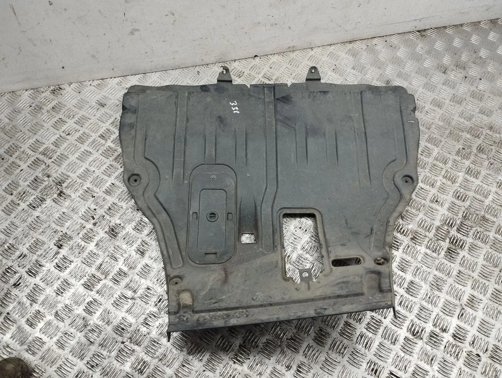Engine splash shield/under tray