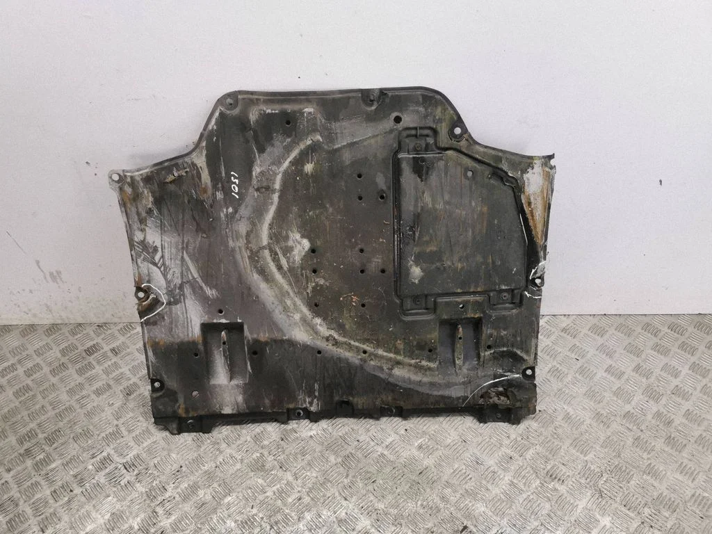 Engine splash shield/under tray