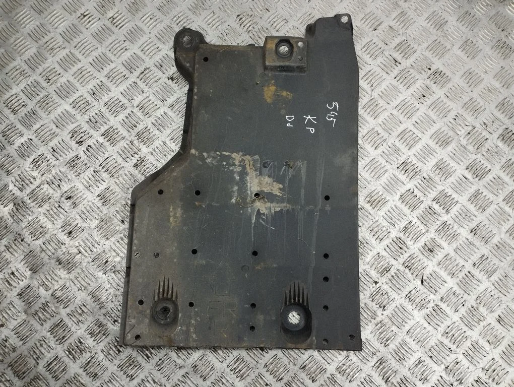 Center/middle under tray cover 5816502040