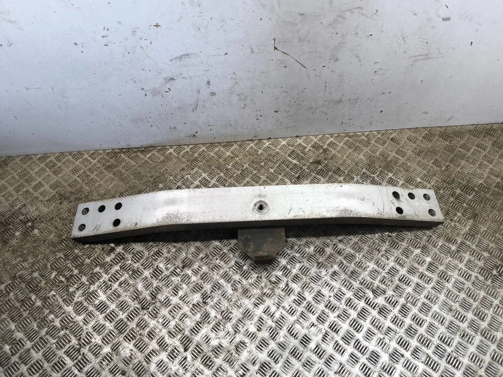 Rear bumper cross member