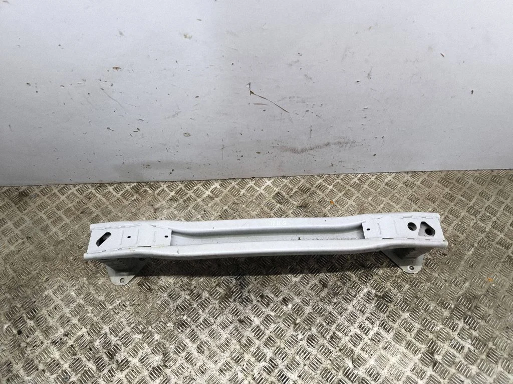 Rear bumper cross member 9833908880