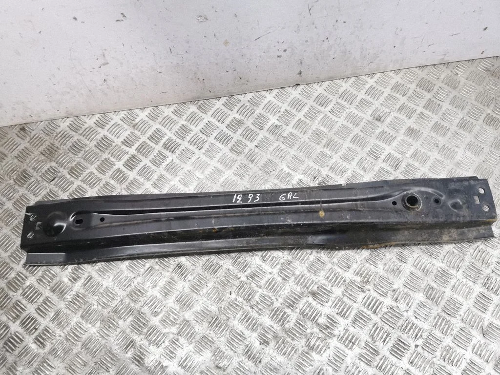 Rear bumper cross member