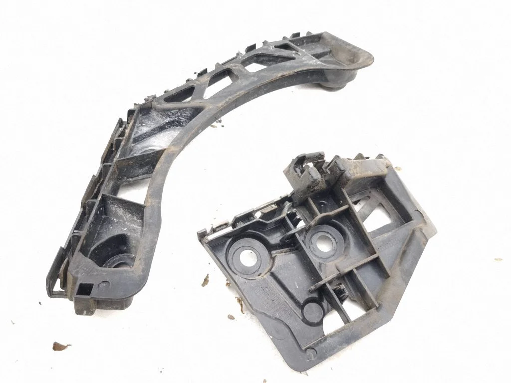 Rear bumper mounting bracket – Volkswagen Tiguan Allspace (2017-)