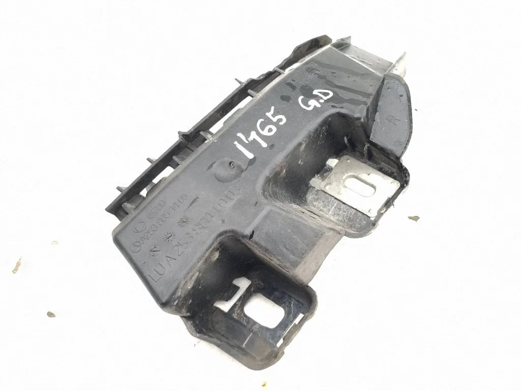 Rear bumper mounting bracket – Mercedes-Benz GLC-Class C253 (2016-)