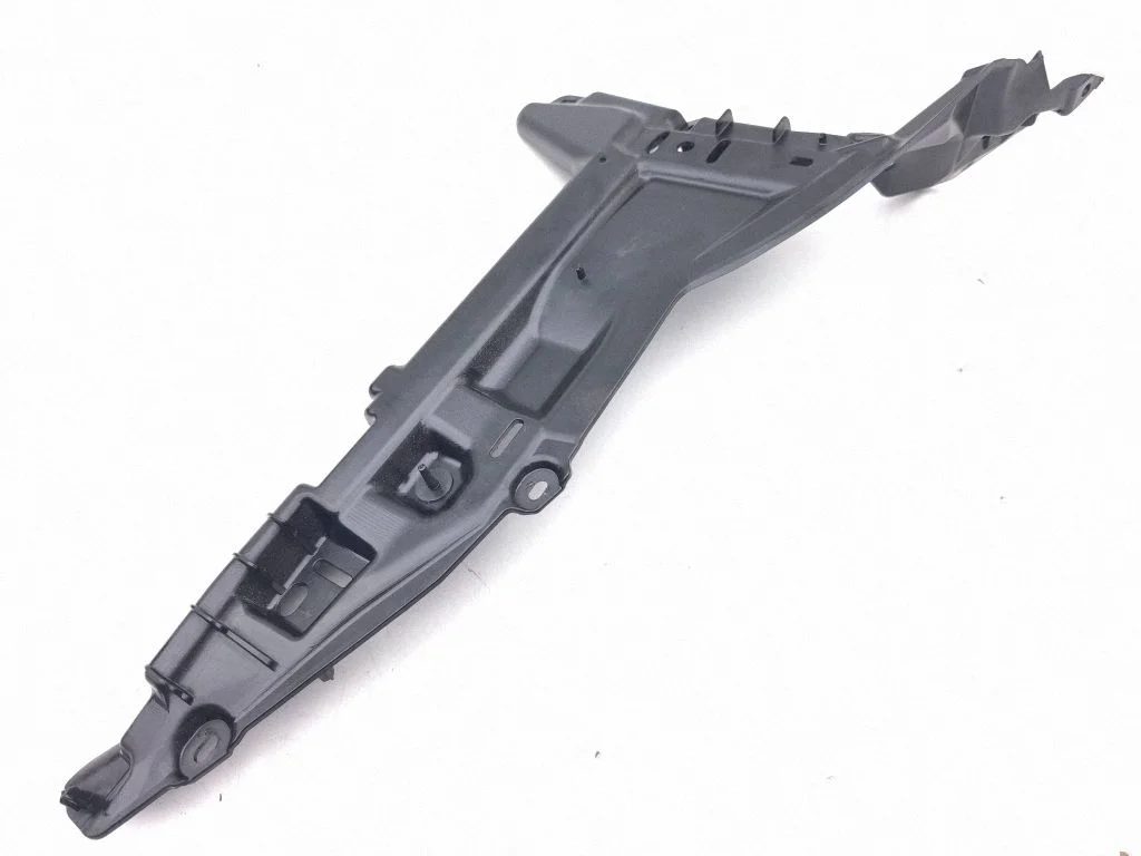 Rear bumper mounting bracket 100927300E