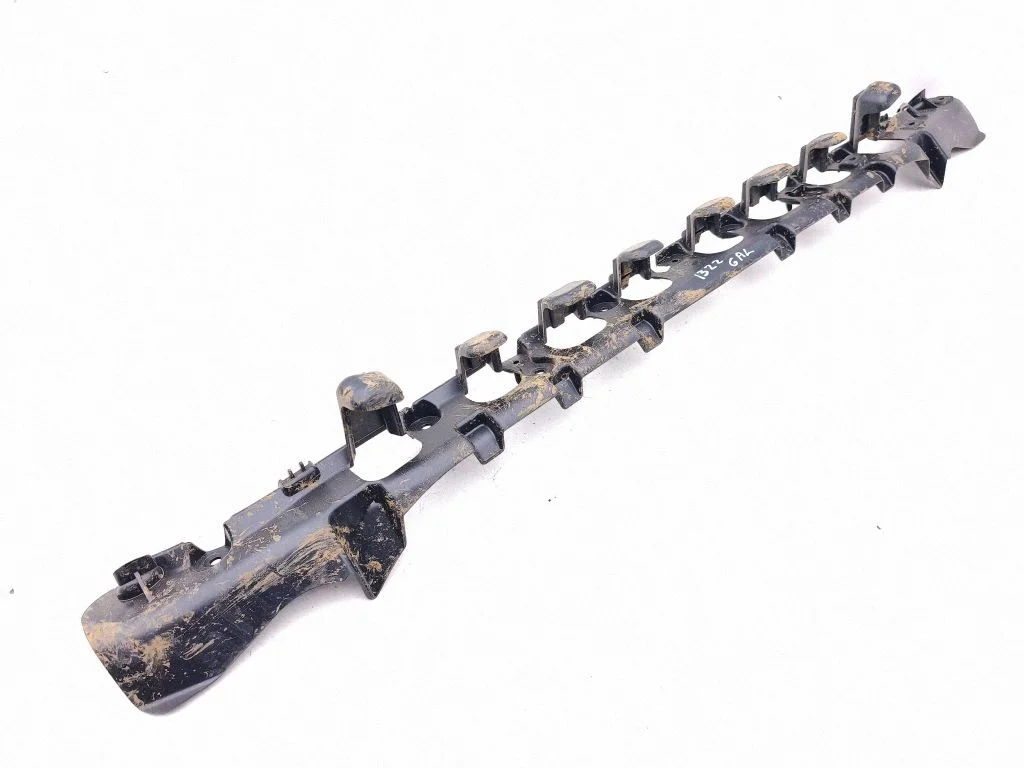 Rear bumper mounting bracket LJ8B17B861AD