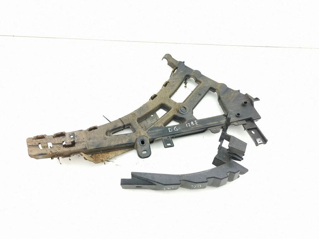 Rear bumper mounting bracket HK8317B930AE