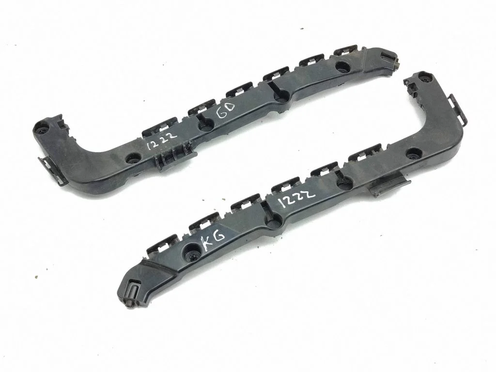 Rear bumper mounting bracket 55079222AG