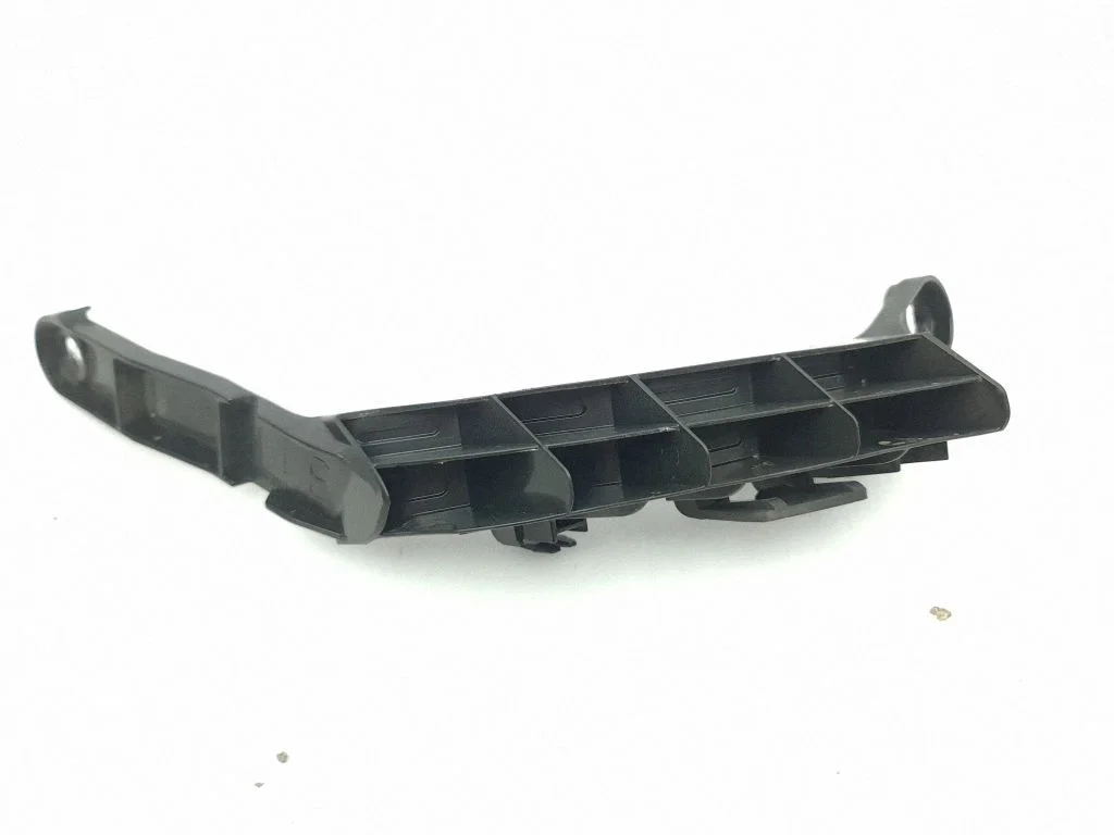 Rear bumper mounting bracket – right