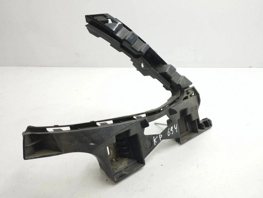 Rear bumper mounting bracket A2138850065