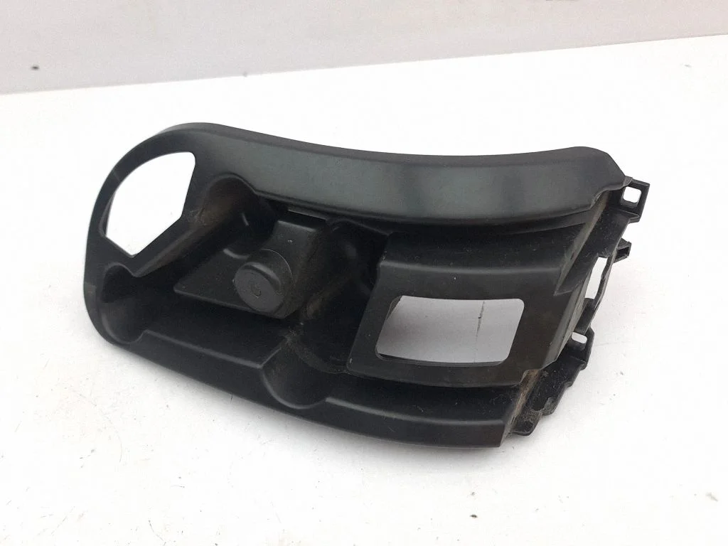 Rear bumper mounting bracket 9825842780