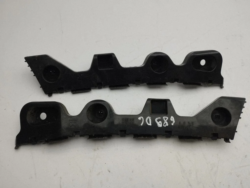 Rear bumper mounting bracket KD53502H1