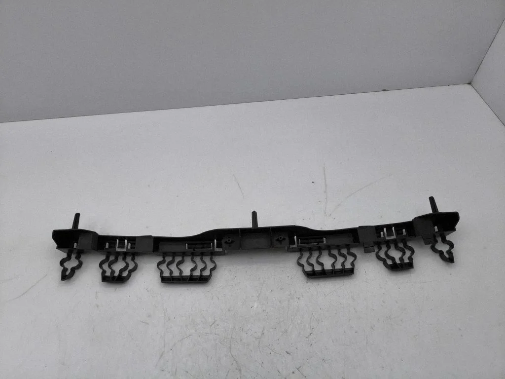 Aizmugurējā bufera turētājs 850429691R