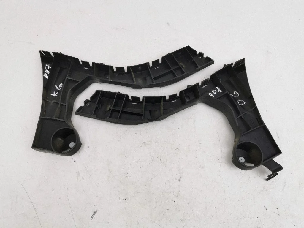 Tagumise kaitseraua kinnitusklamber – Volvo XC60 (2009-2013)