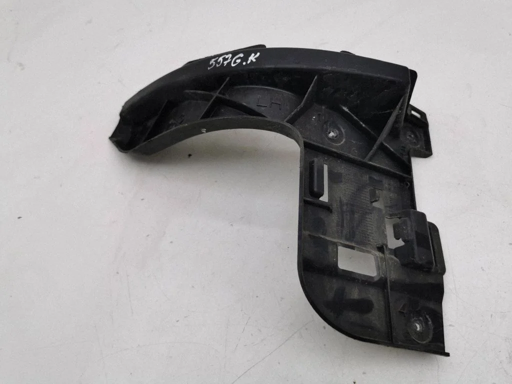 Rear bumper mounting bracket 13300742