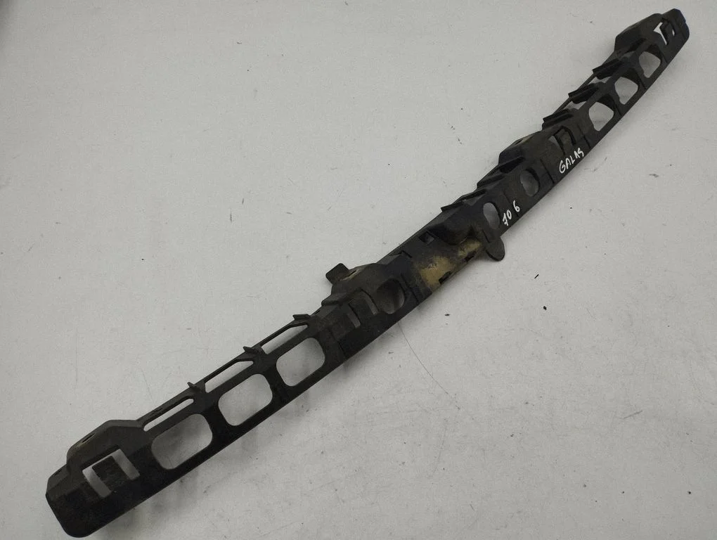 Tagumise kaitseraua kinnitusklamber – Porsche Cayenne (92A) (2010-2017)