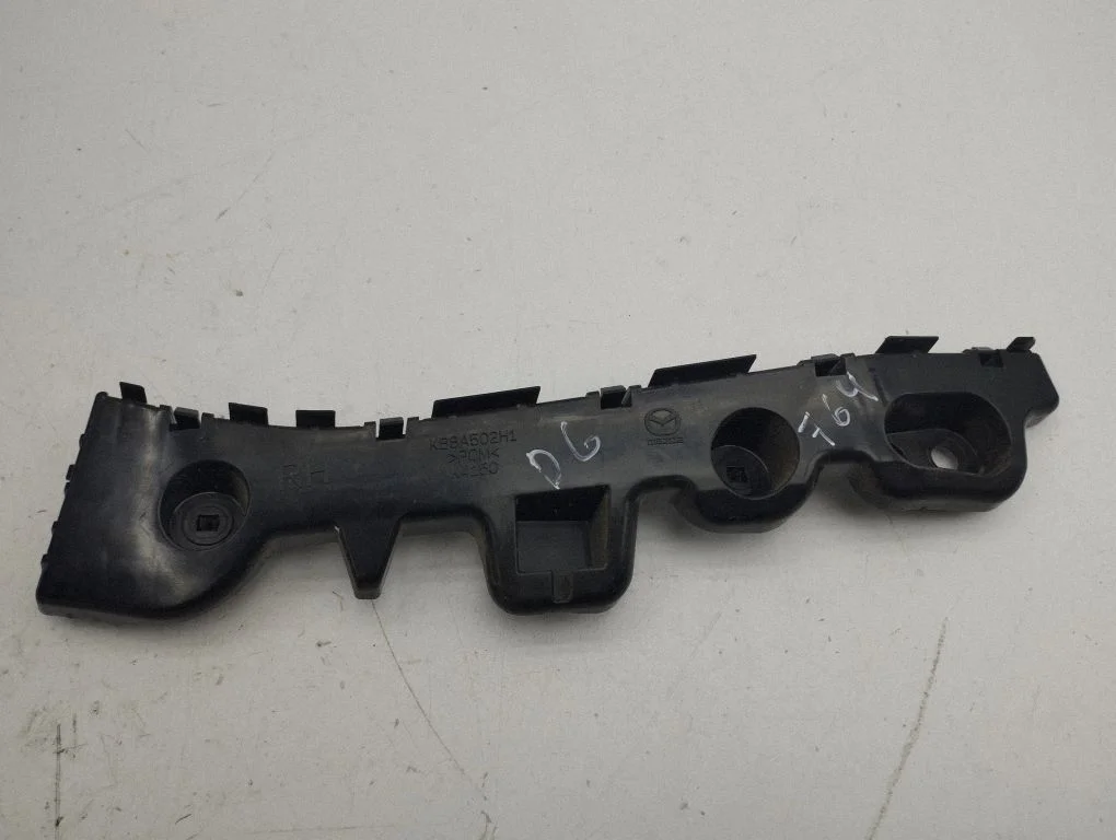 Rear bumper mounting bracket KB8A502H1