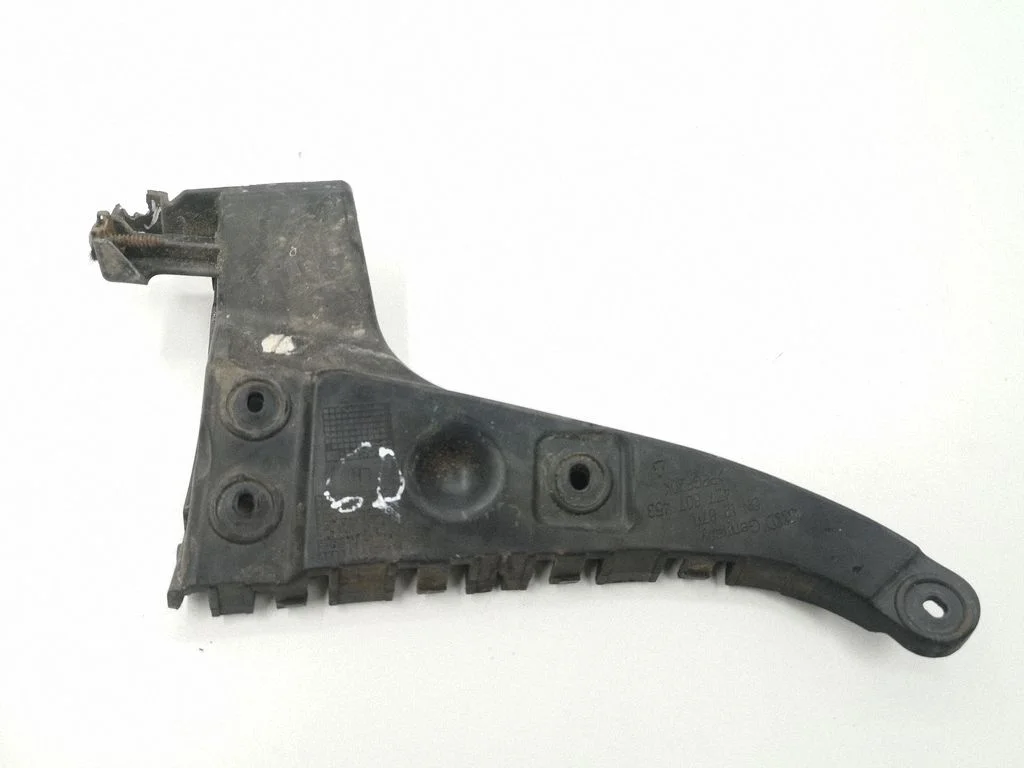 Rear bumper mounting bracket 4Z7807453