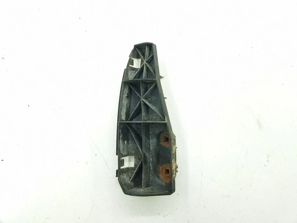 Rear bumper mounting bracket 525620F010