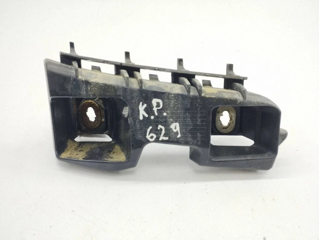 Rear bumper mounting bracket A2048851365