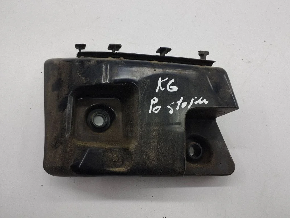 Rear bumper mounting bracket A2468850165
