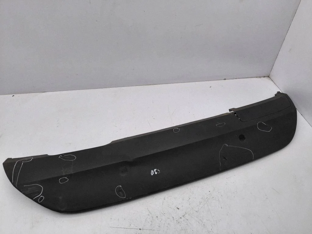 Rear bumper lower part trim 8A6117D781