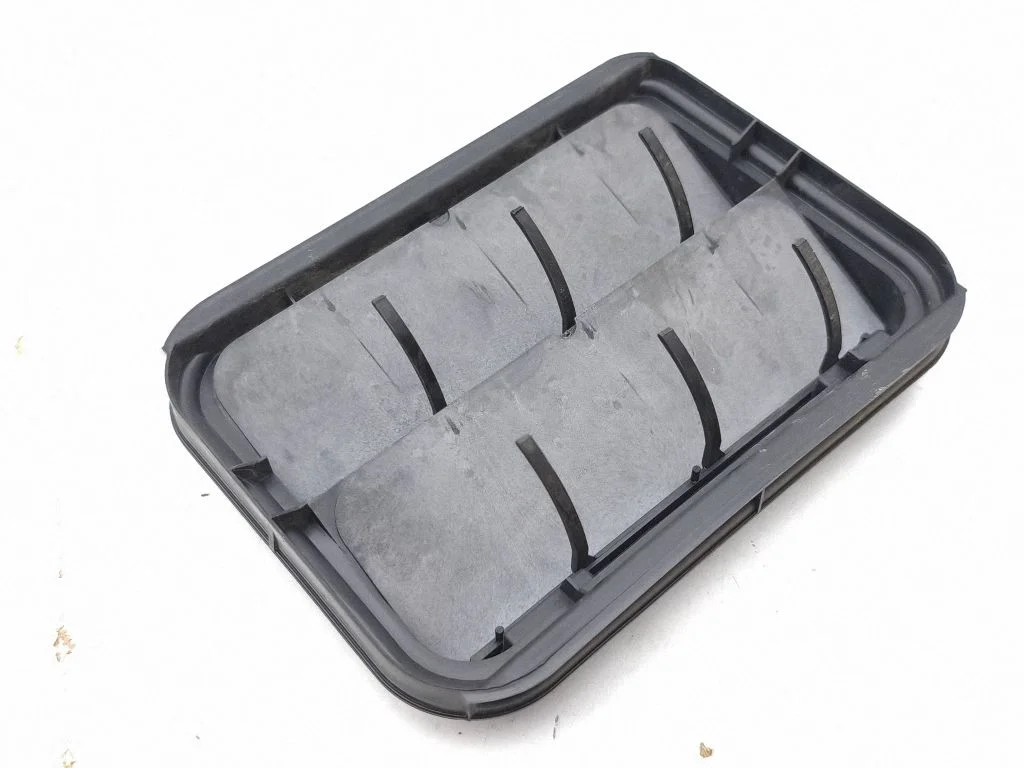 Ventilatsioonirest 7700838358
