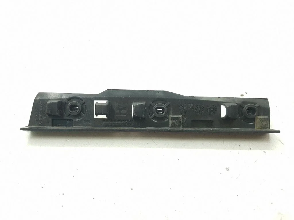 Rear bumper mounting bracket – Audi A7 S7 4G (2011-2017)