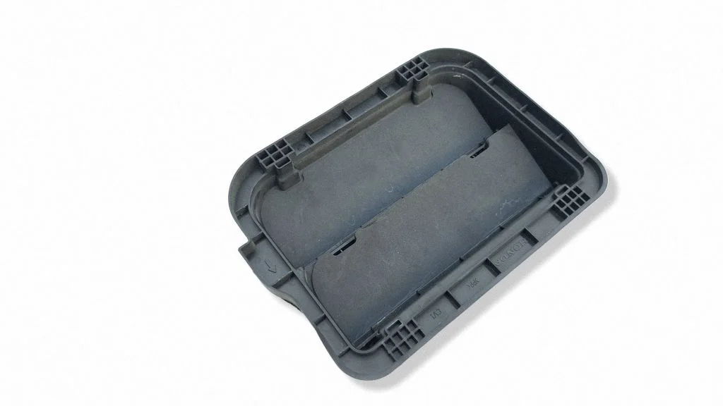 Quarter panel pressure vent