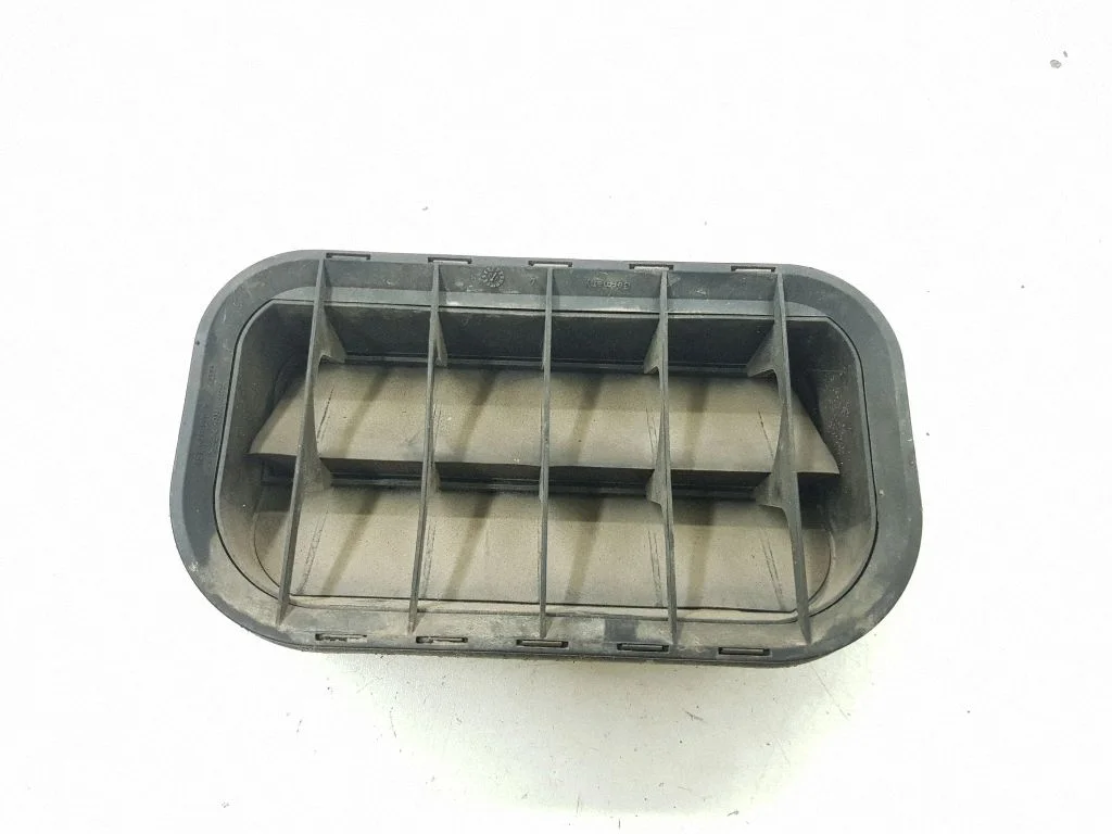 Ventilatsioonirest – Volkswagen Passat B5.5 (2001-2005)