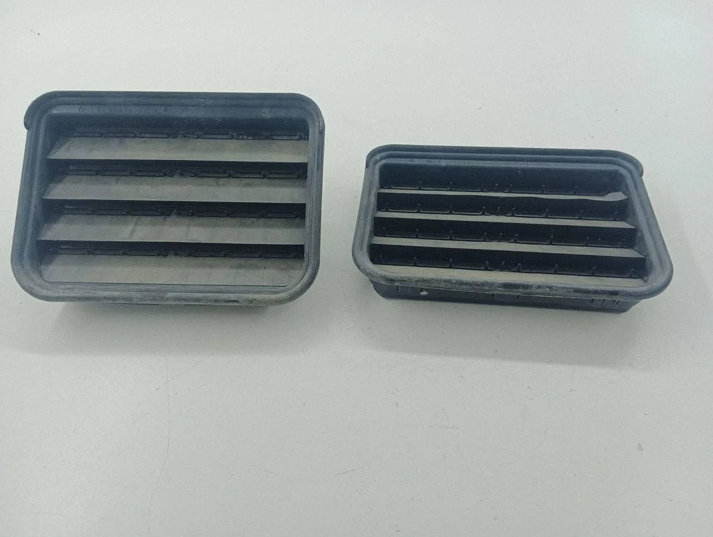 Ventilācijas režģis A1648300042
