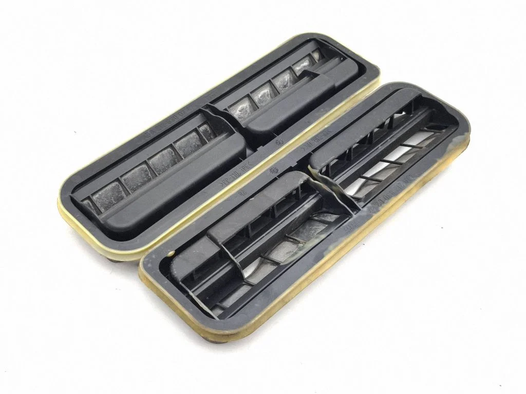 Quarter panel pressure vent – Mercedes-Benz CLS-Class C218 X218 (2011-2017)
