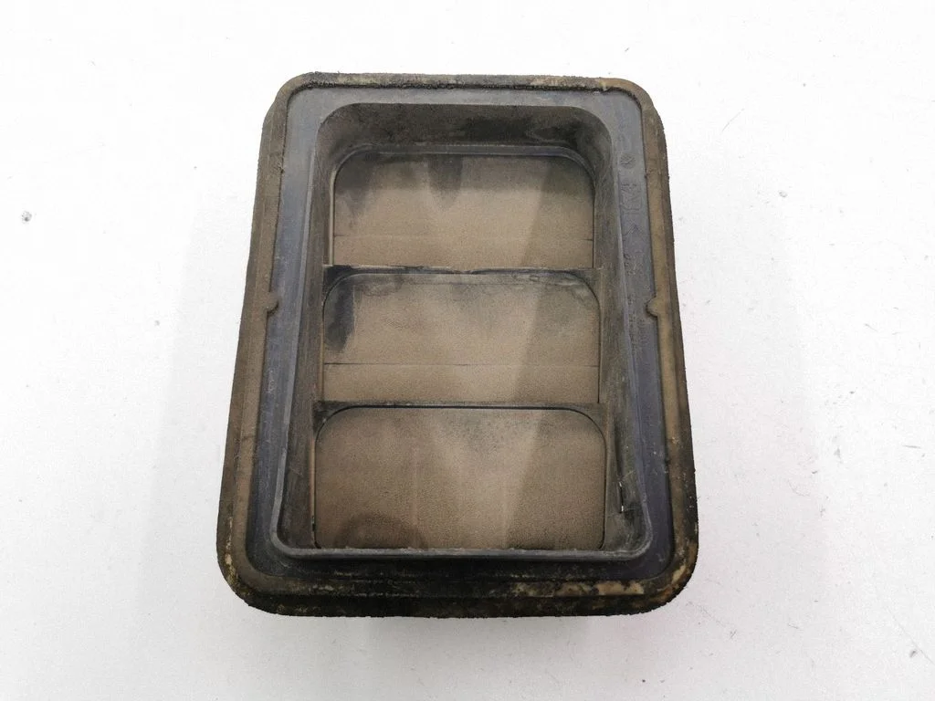 Ventilācijas režģis – Peugeot 307 (2001-2005)