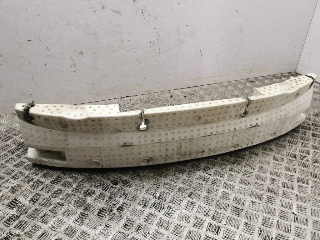 Rear bumper foam support bar 85090CG000
