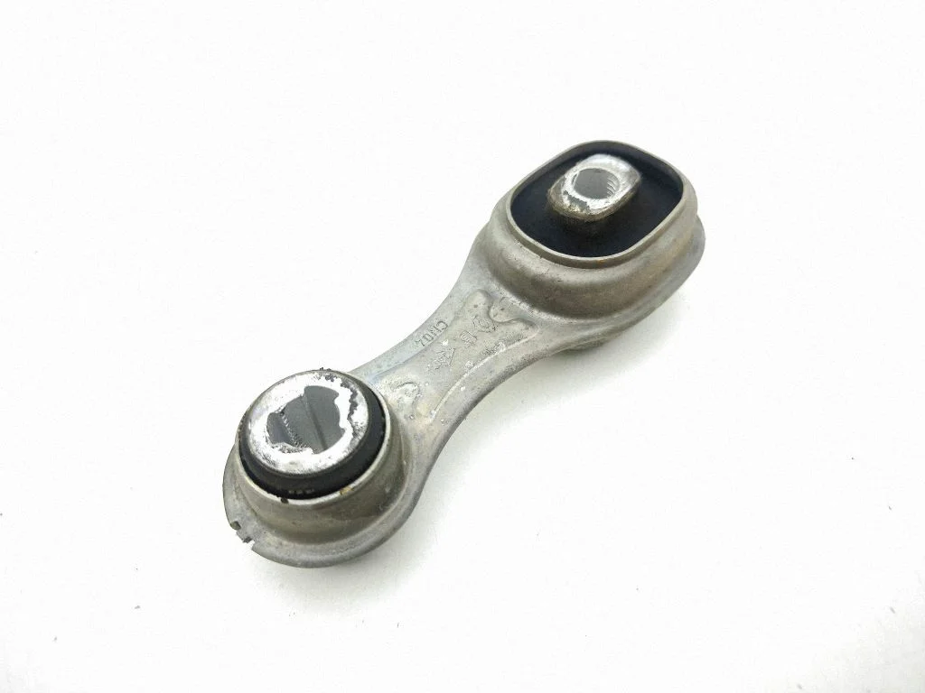 Gearbox mount 113606335R