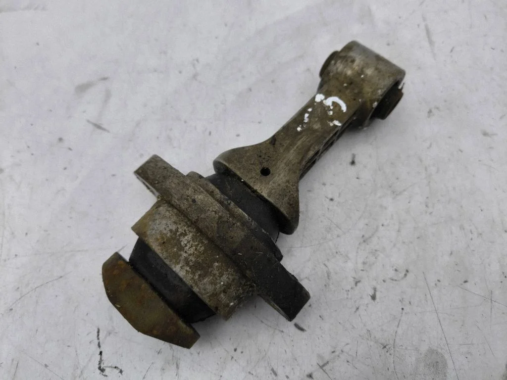 Gearbox mount – Hyundai i40 (2011-)