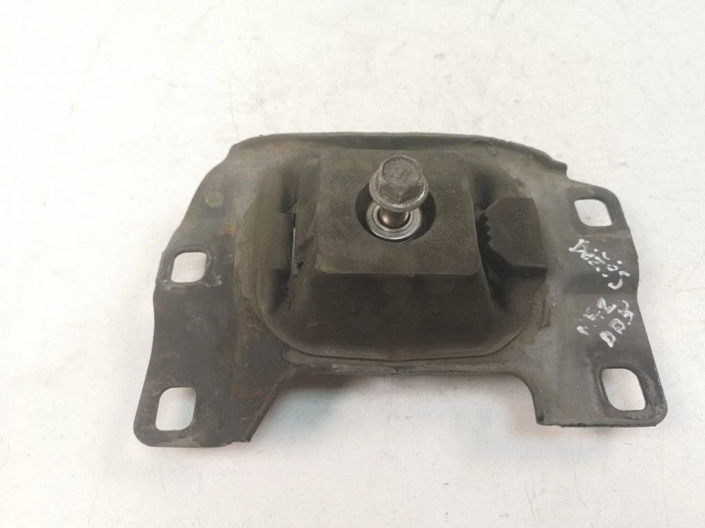 Gearbox mount 003139070