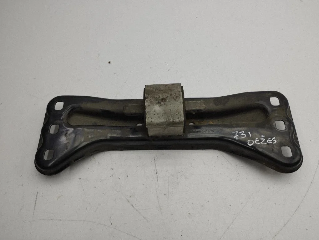 Gearbox mount A2122422201