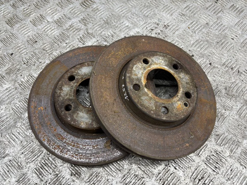 Priekšējais bremžu disks