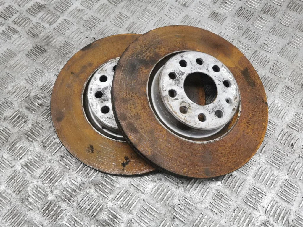 Priekšējais bremžu disks