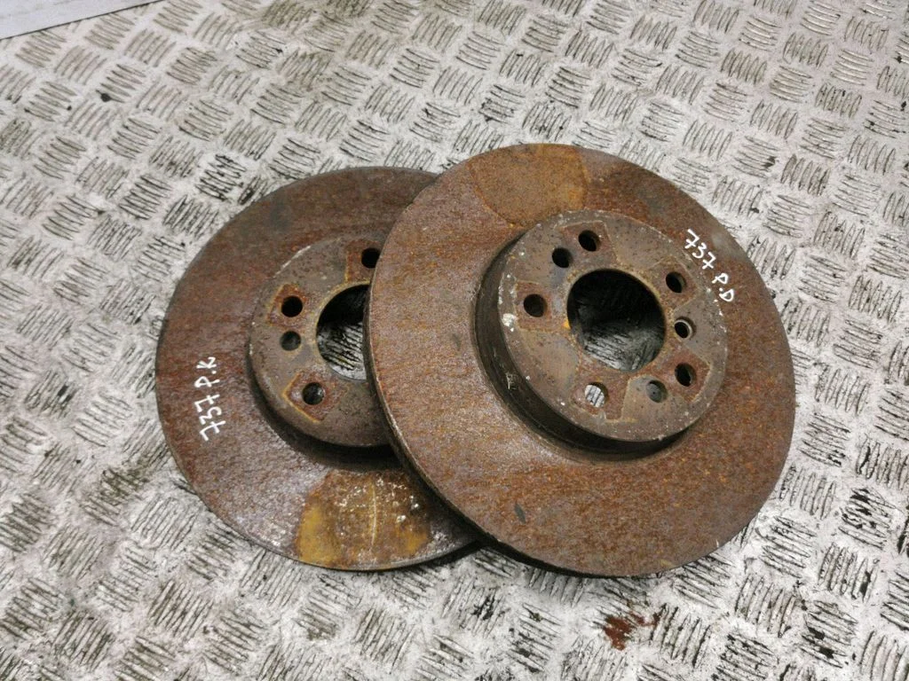 Priekšējais bremžu disks
