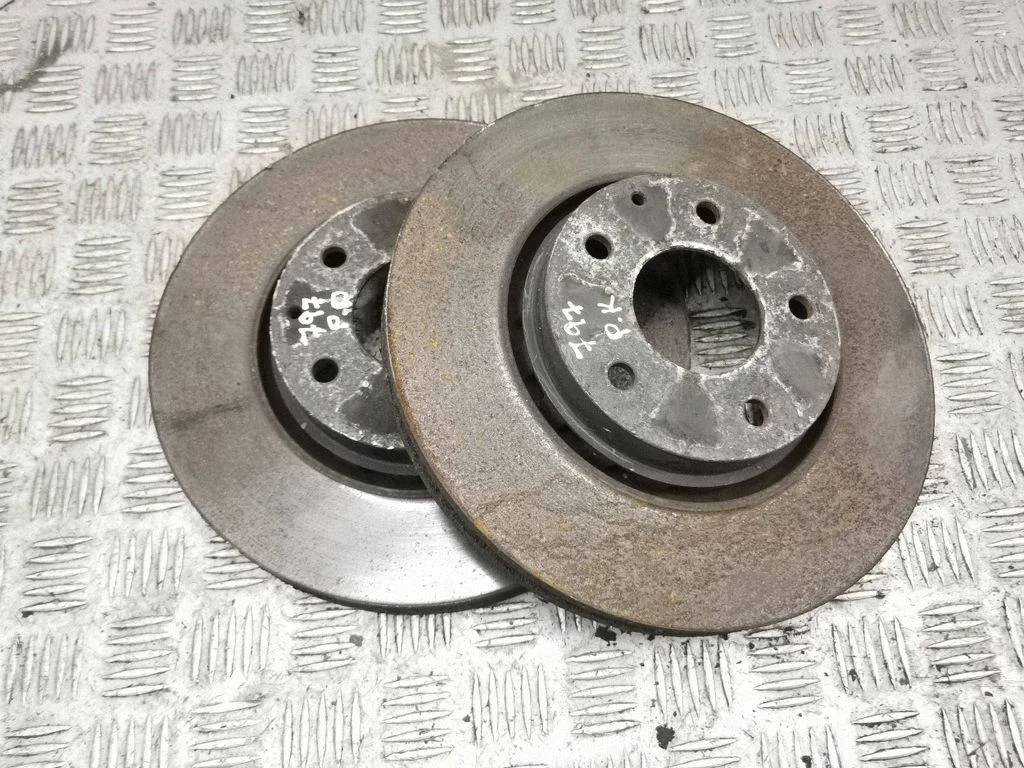 Priekšējais bremžu disks