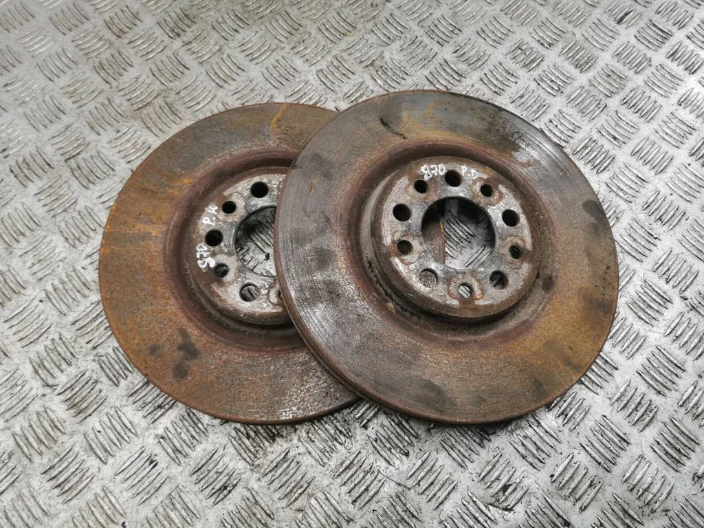 Priekšējais bremžu disks