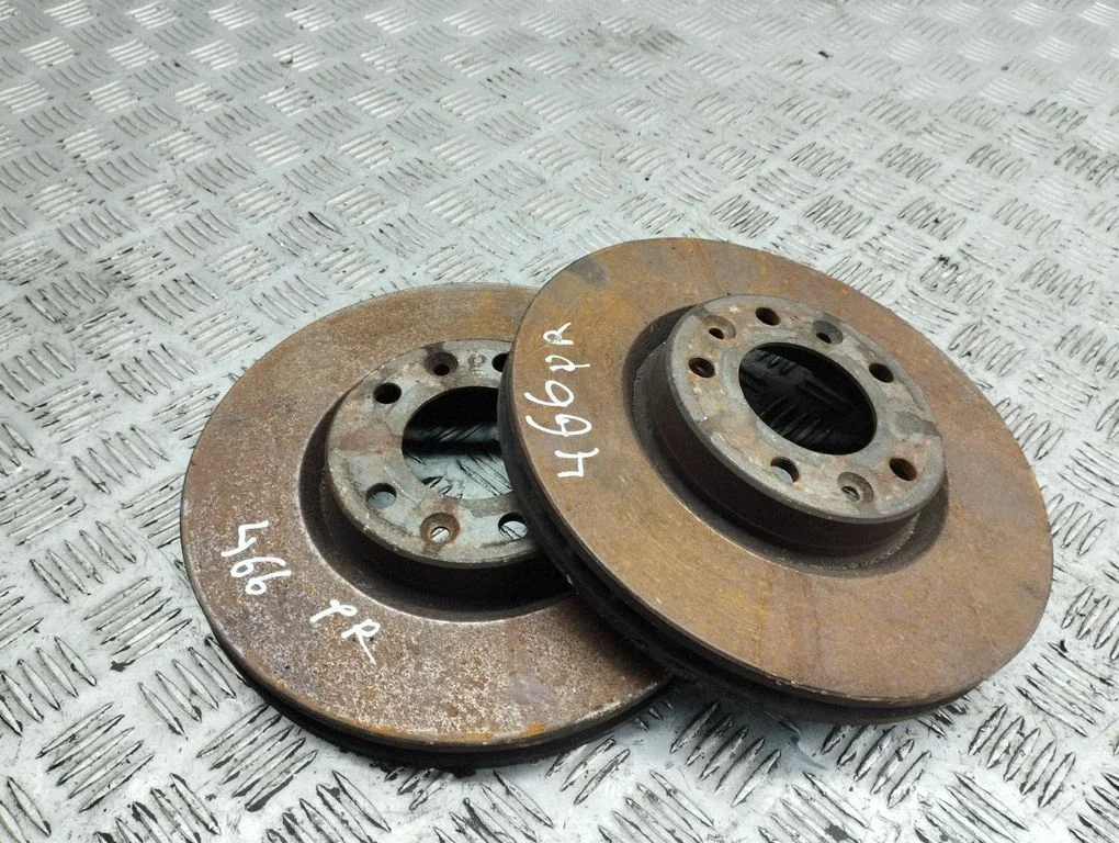 Priekšējais bremžu disks