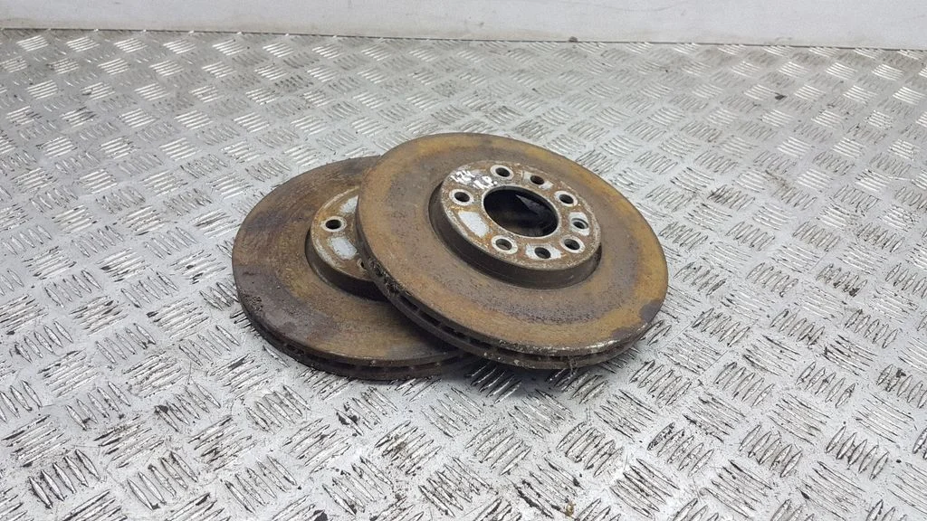 Priekšējais bremžu disks