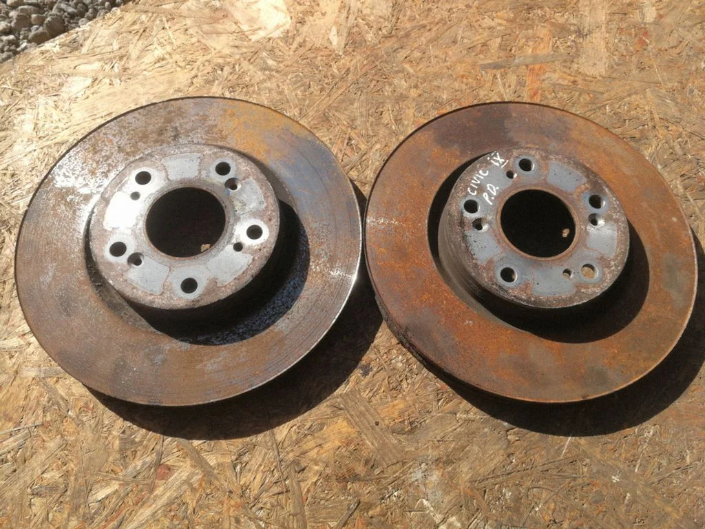 Priekšējais bremžu disks