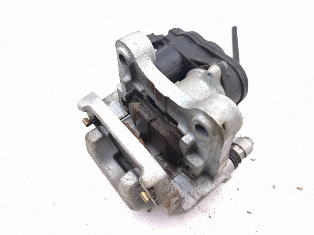 Rear brake caliper 4631033010