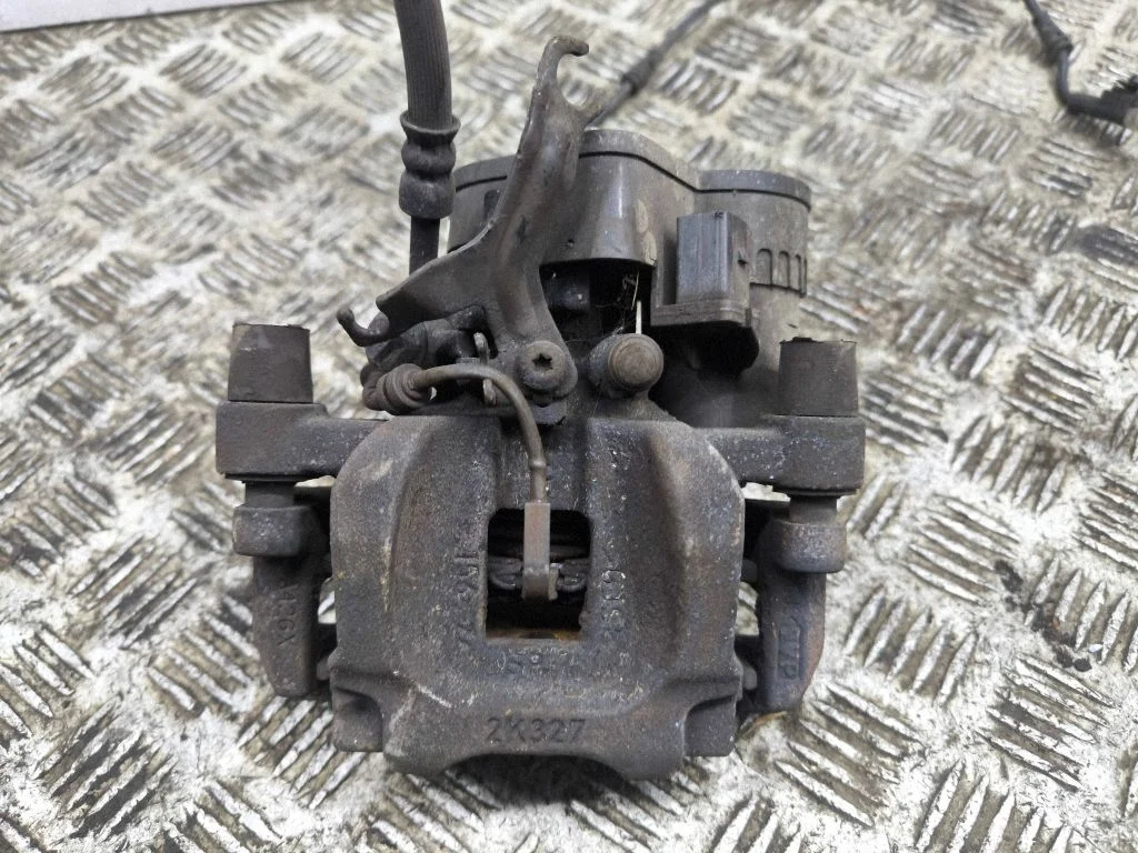 Tagumine pidurisadul K8D22K327AB