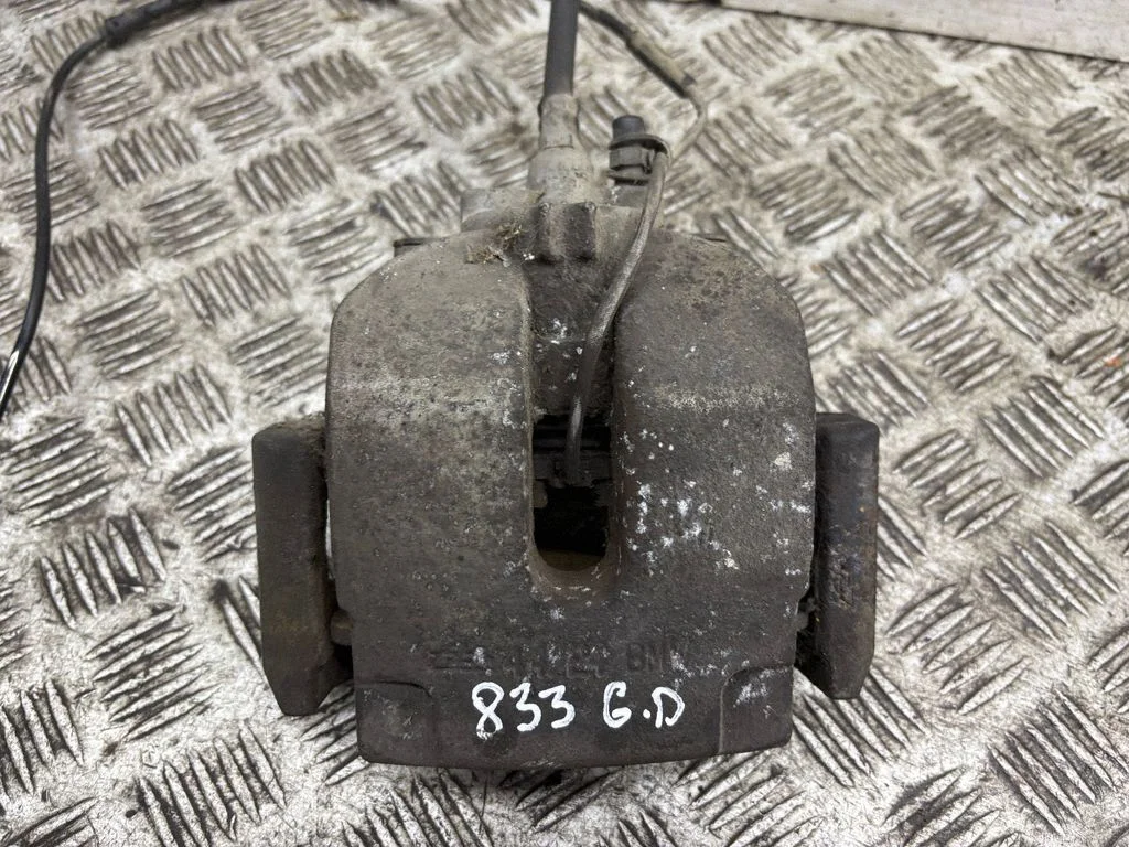 Rear brake caliper – right